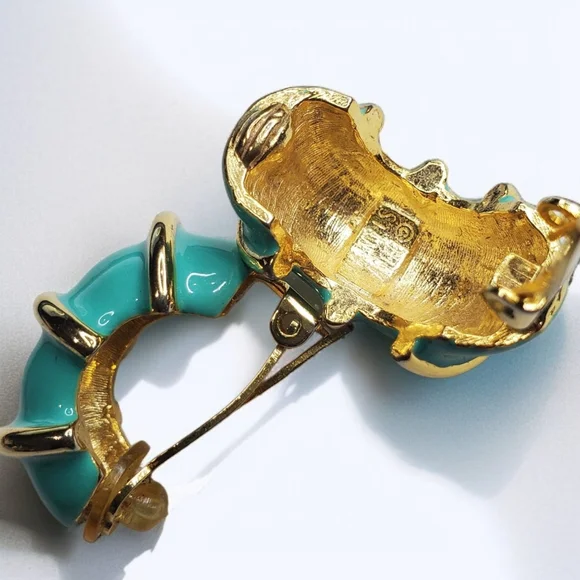 DONALD STANNARD Vintage 80s Turquoise Enamel Clip=on Earrings - Picture 5 of 5